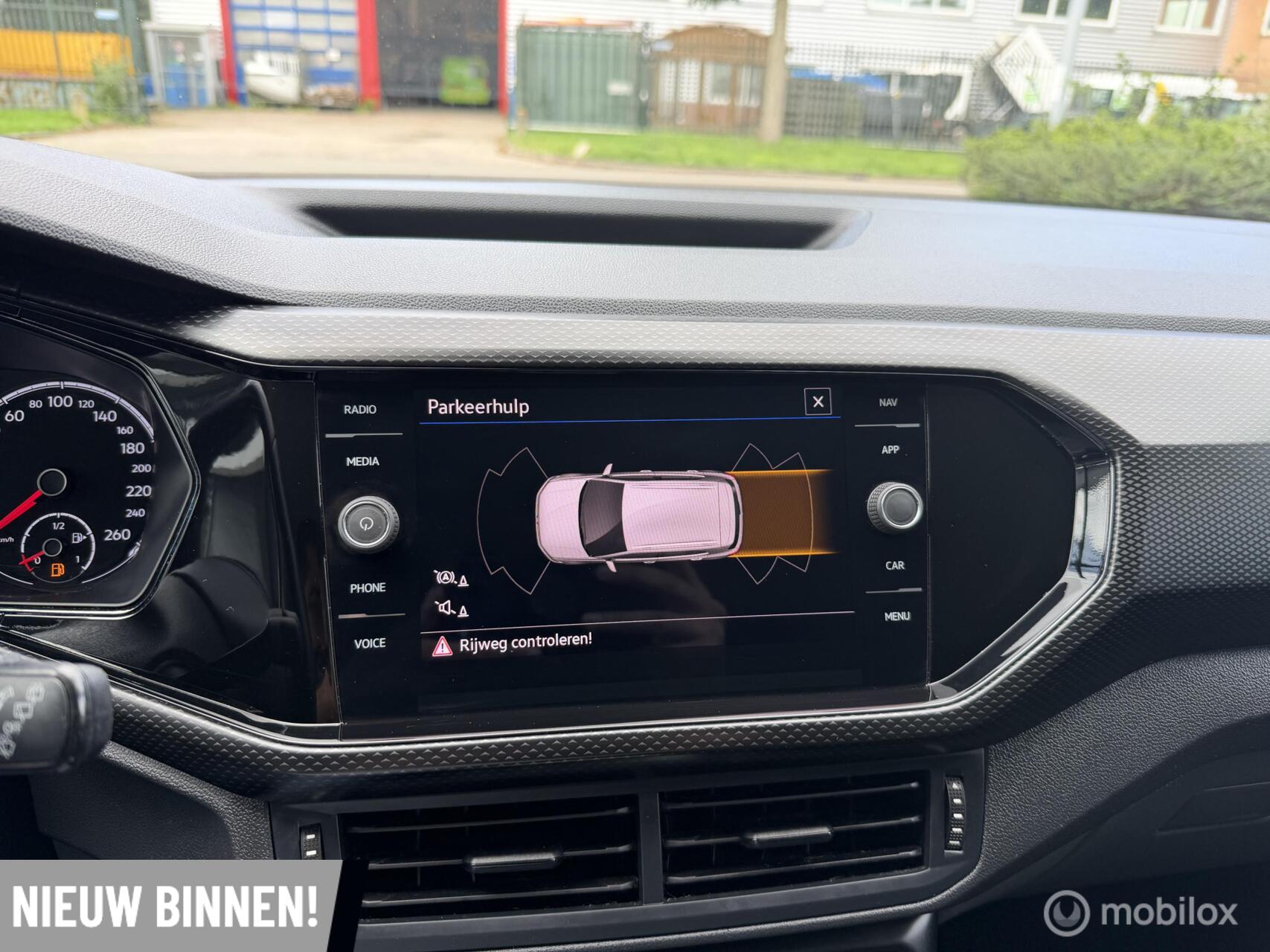 Foto van Volkswagen T-cross