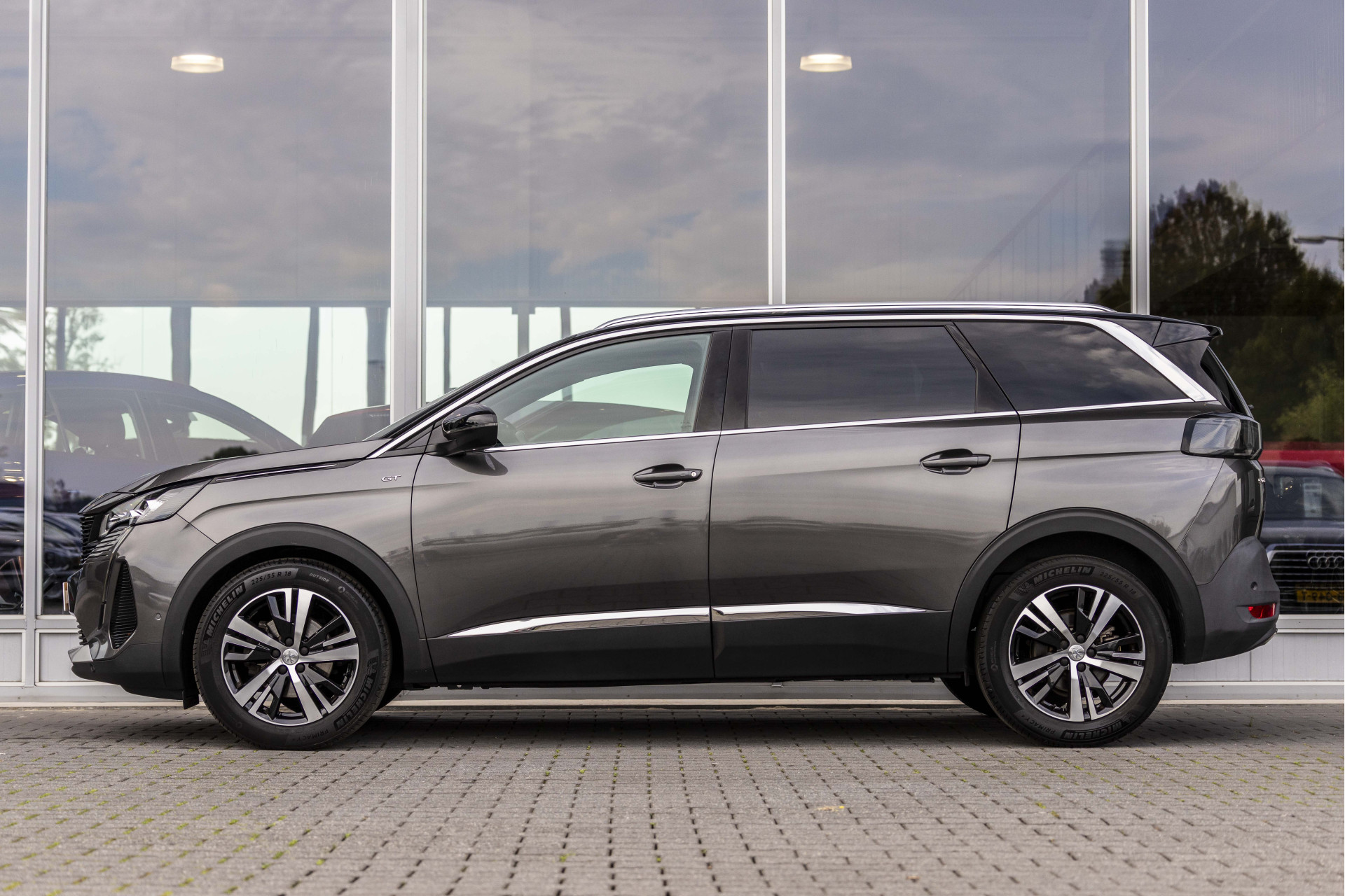 Foto van Peugeot 5008