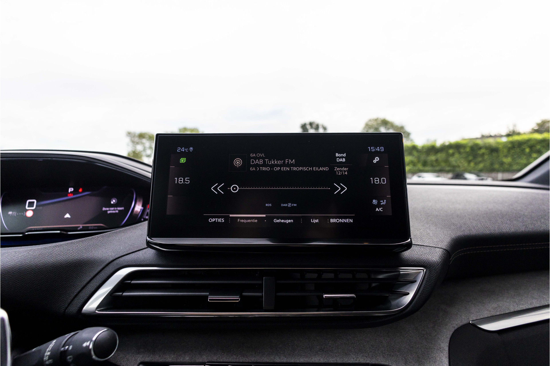 Foto van Peugeot 5008