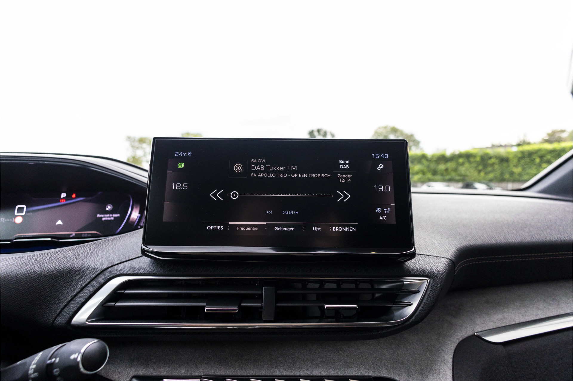 Foto van Peugeot 5008