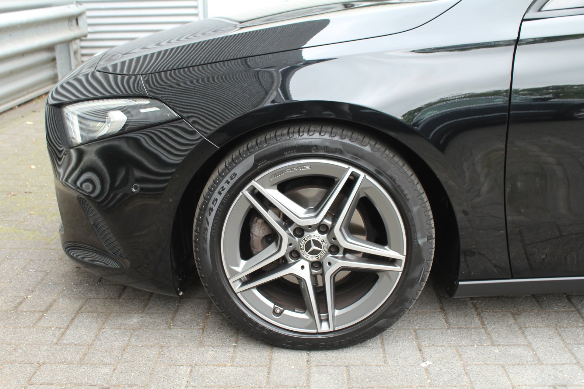 Foto van Mercedes-Benz A 180