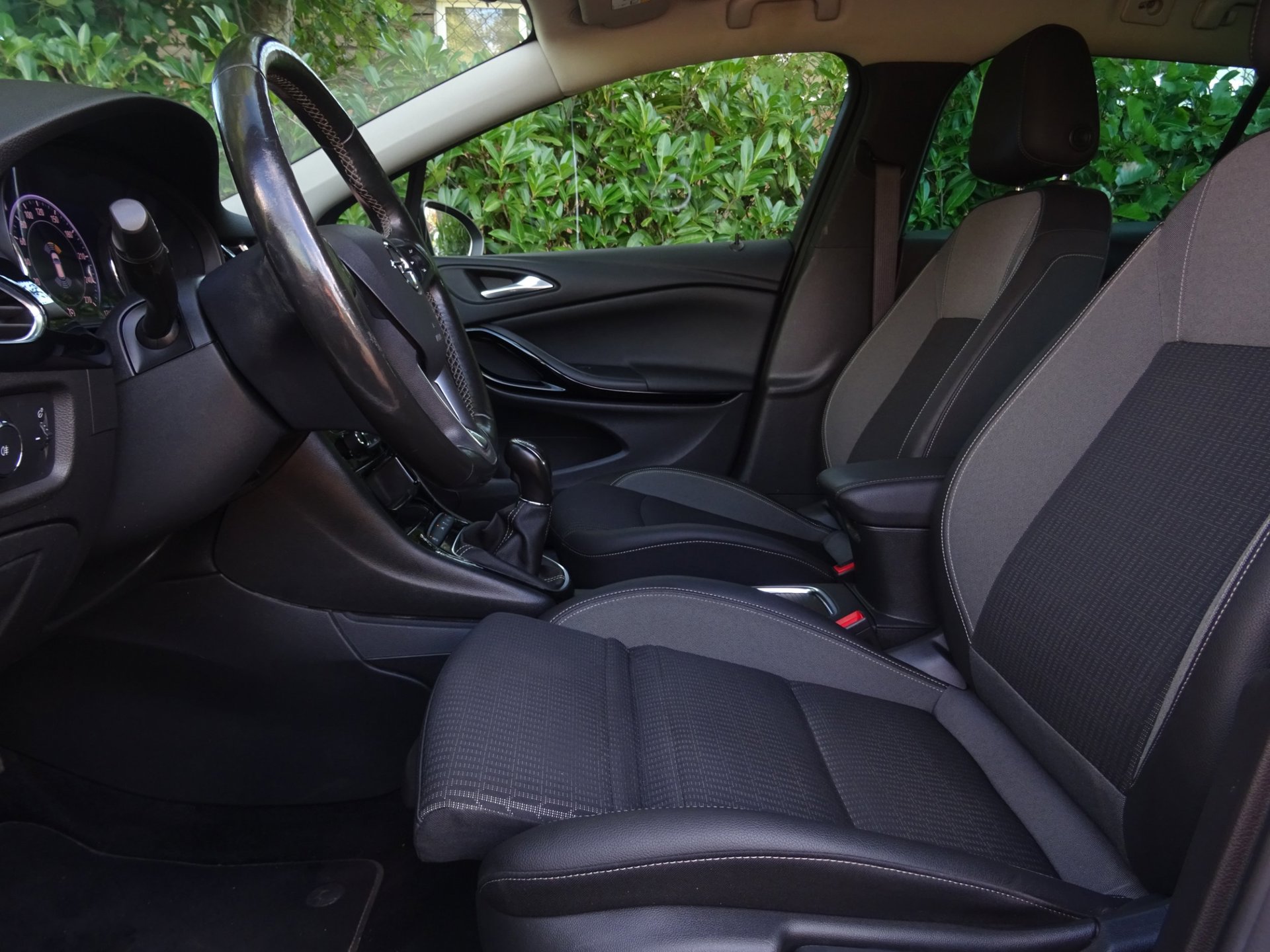 Foto van Opel Astra Sports Tourer+