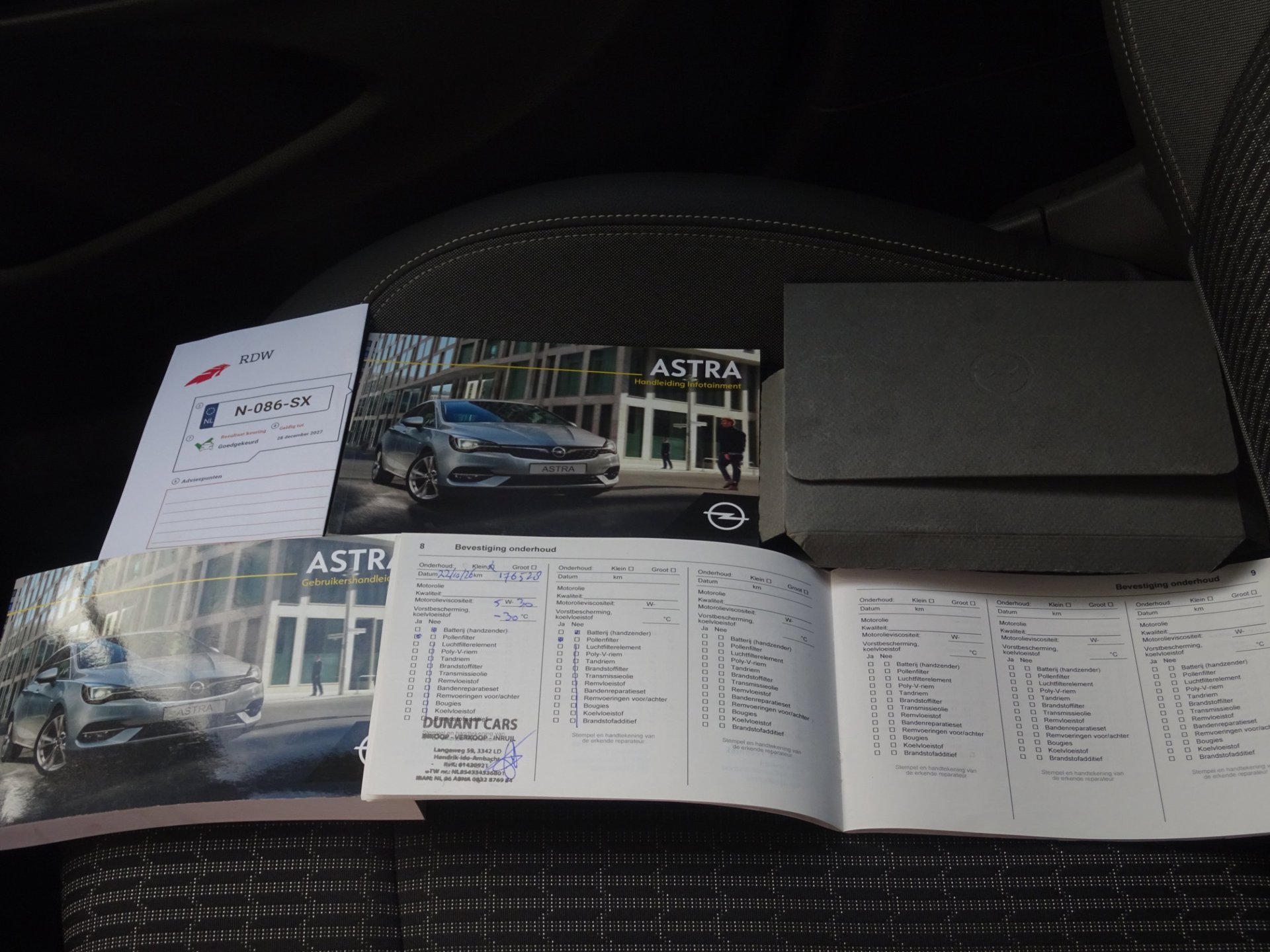 Foto van Opel Astra Sports Tourer+