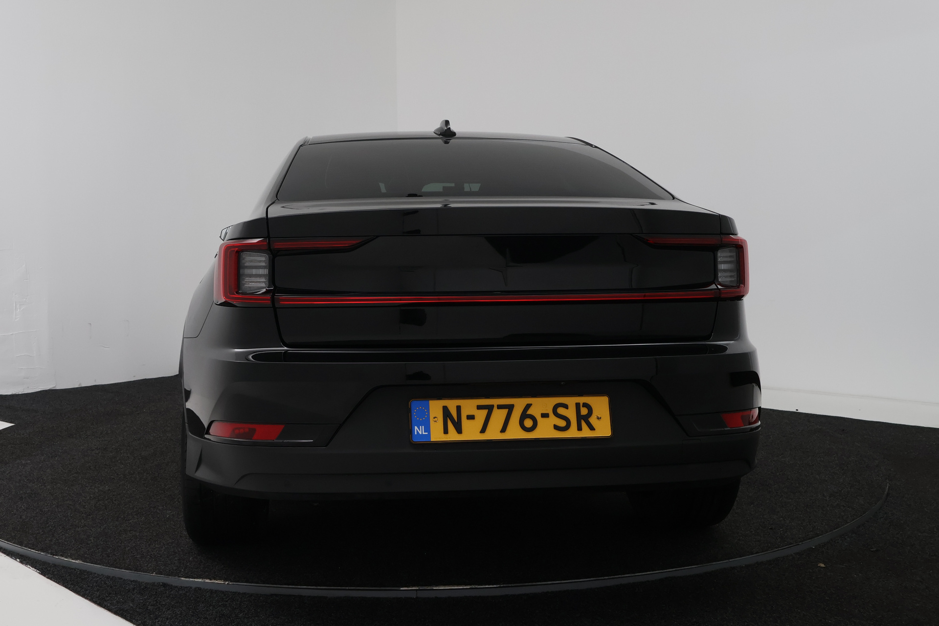 Foto van Polestar Polestar 2