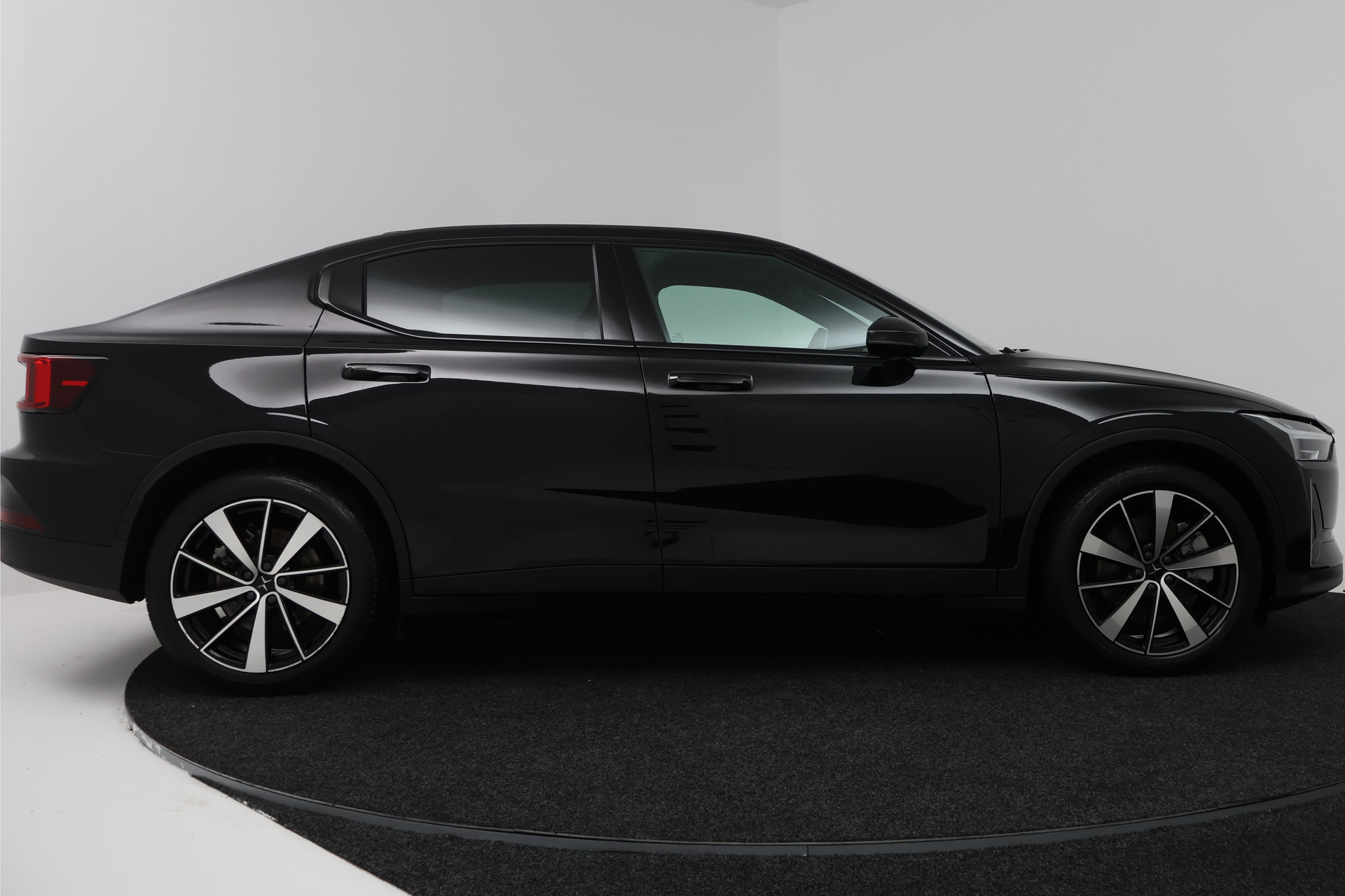 Foto van Polestar Polestar 2