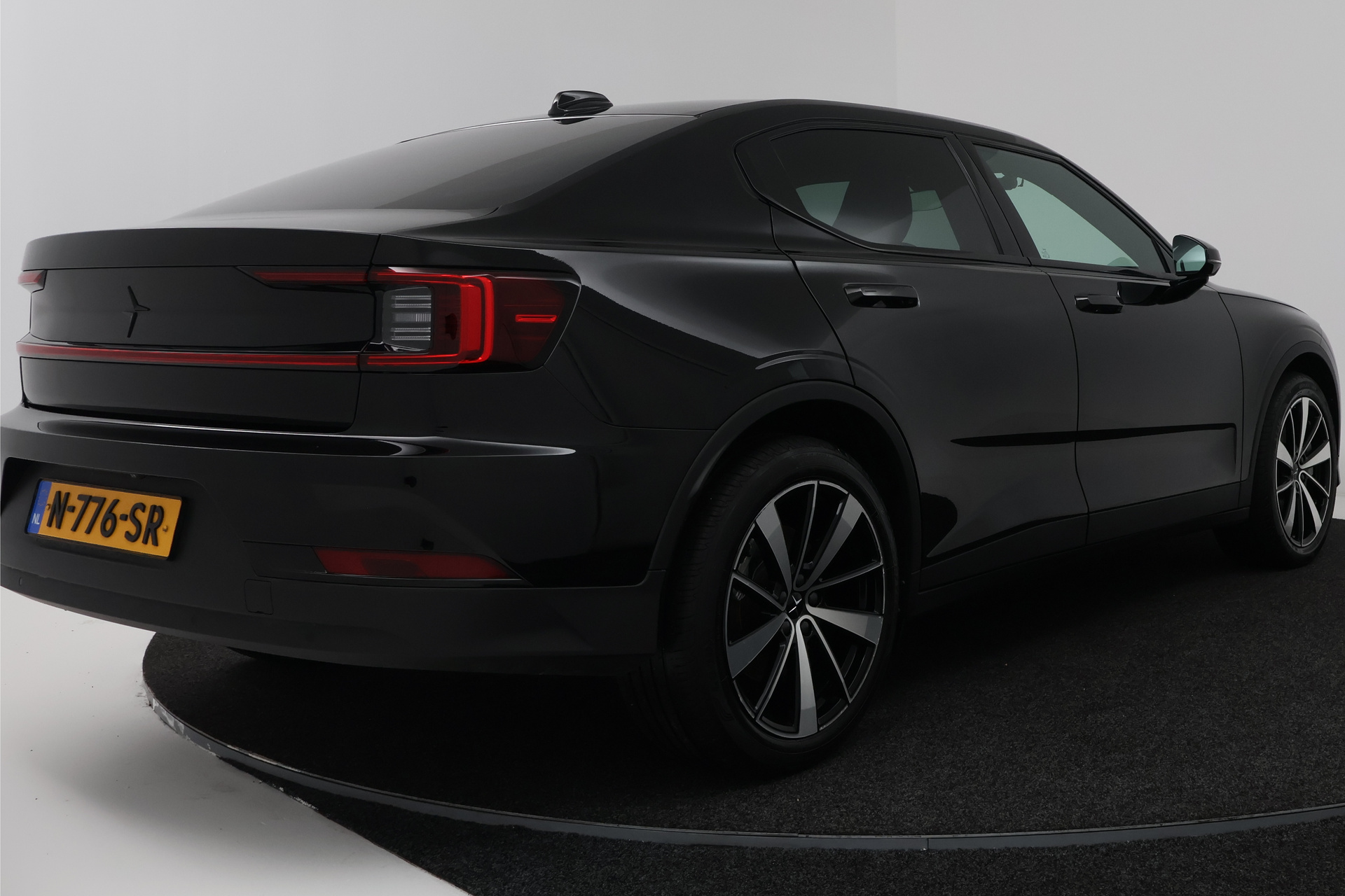 Foto van Polestar Polestar 2