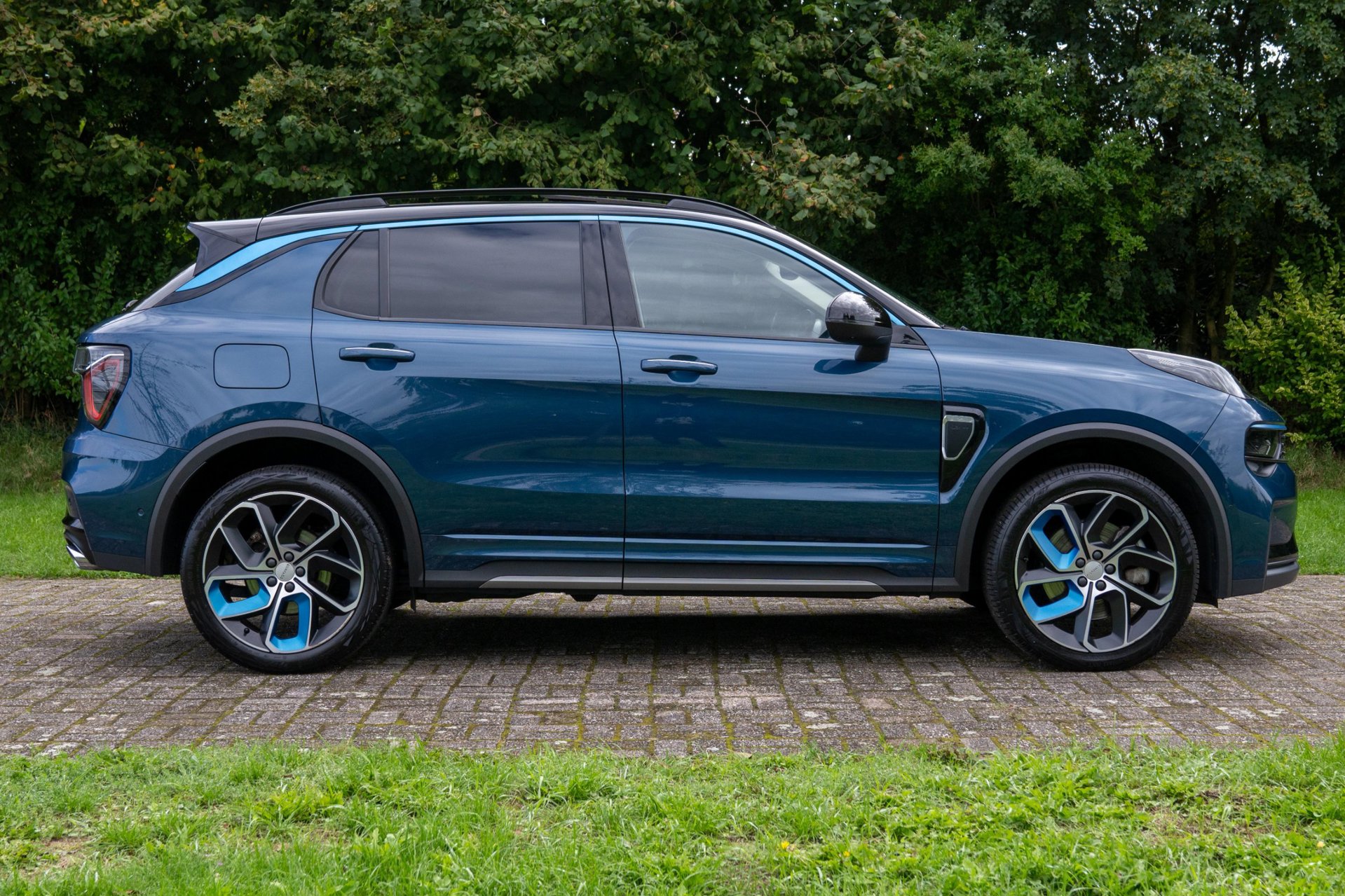 Foto van Lynk&co LYNK & Co 01
