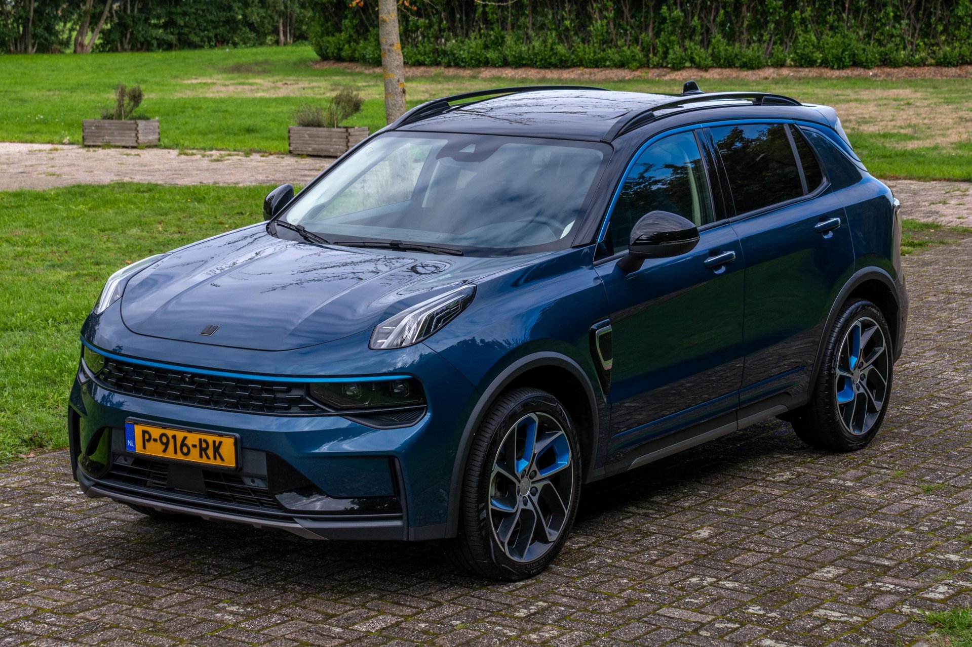 Foto van Lynk&co LYNK & Co 01
