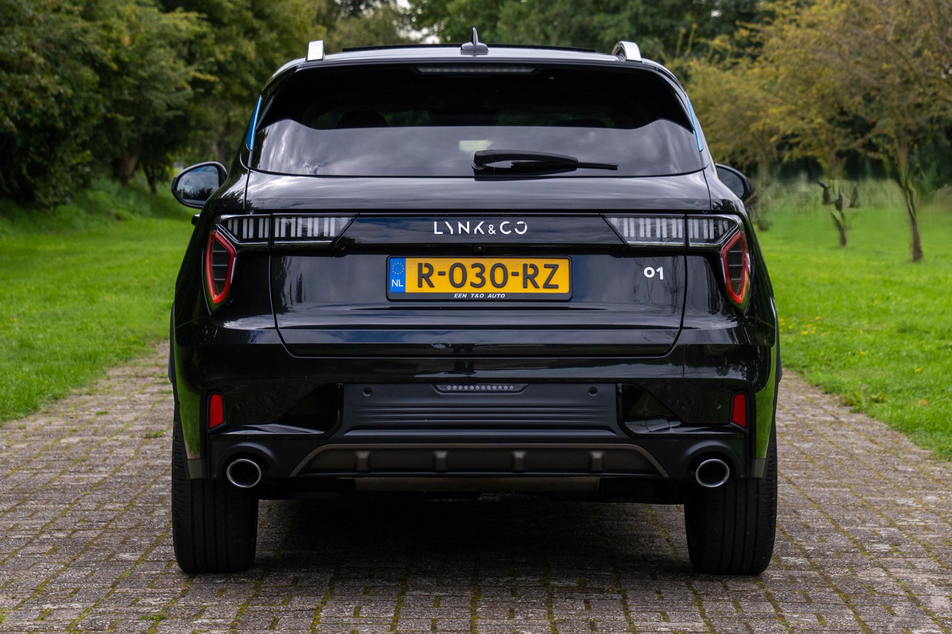 Foto van Lynk&co LYNK & Co 01