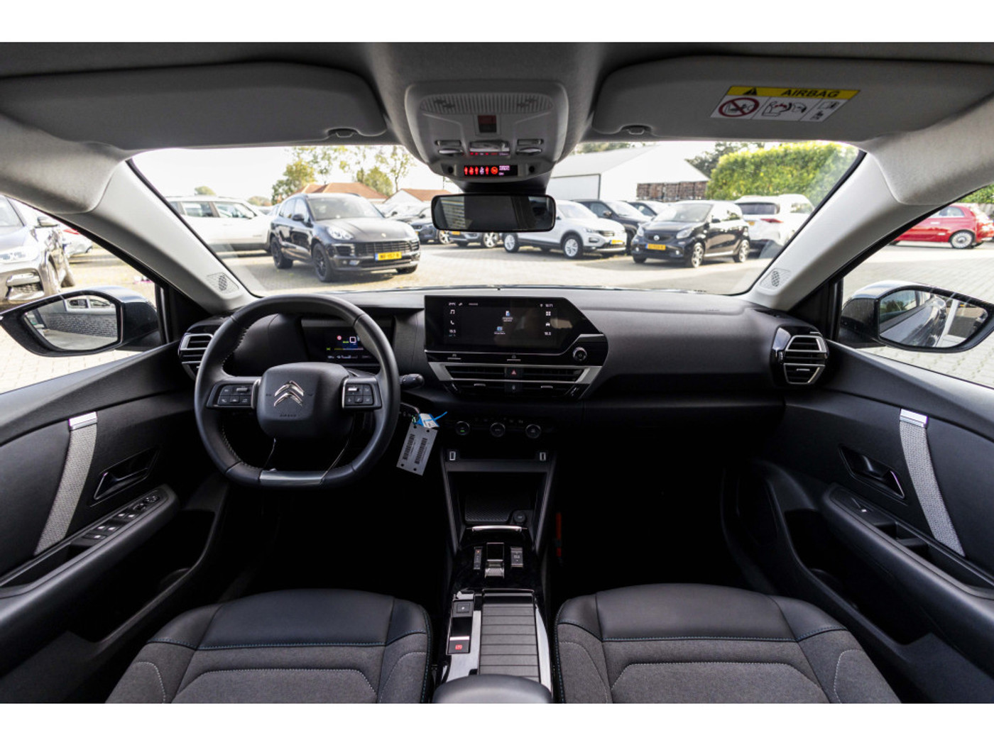 Foto van Citroen E-c4