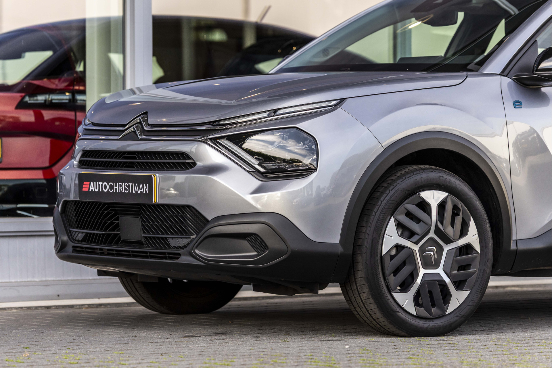Foto van Citroen E-c4