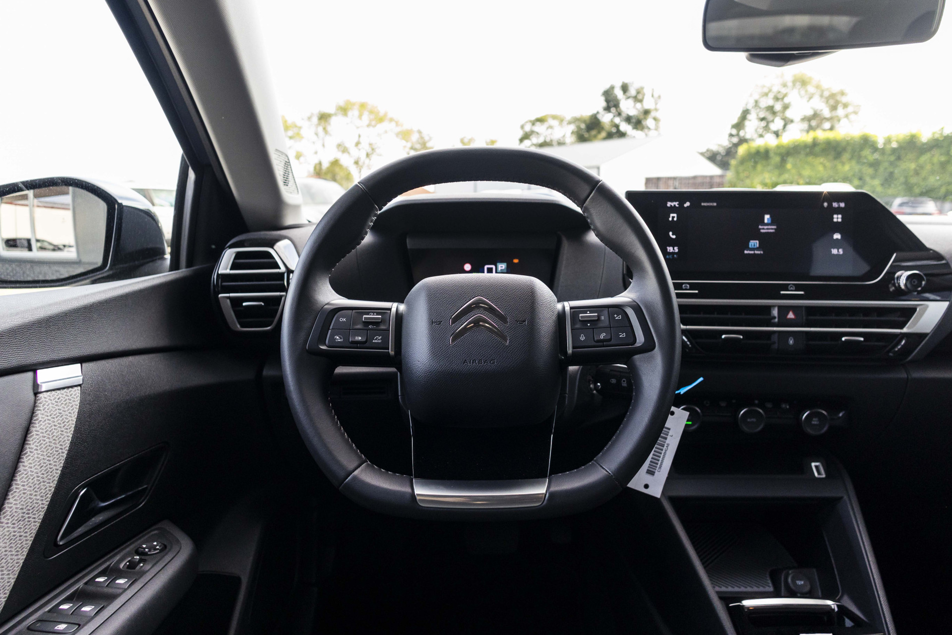 Foto van Citroen E-c4