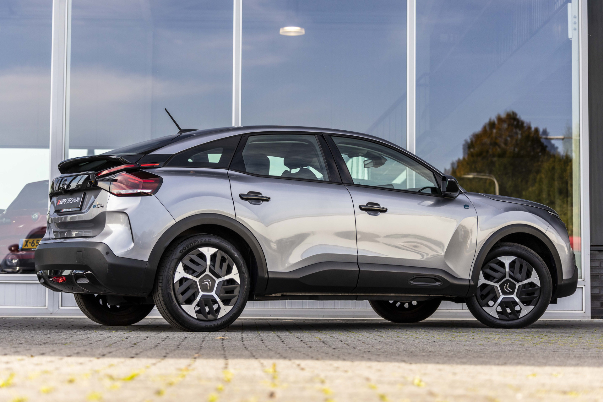 Foto van Citroen E-c4
