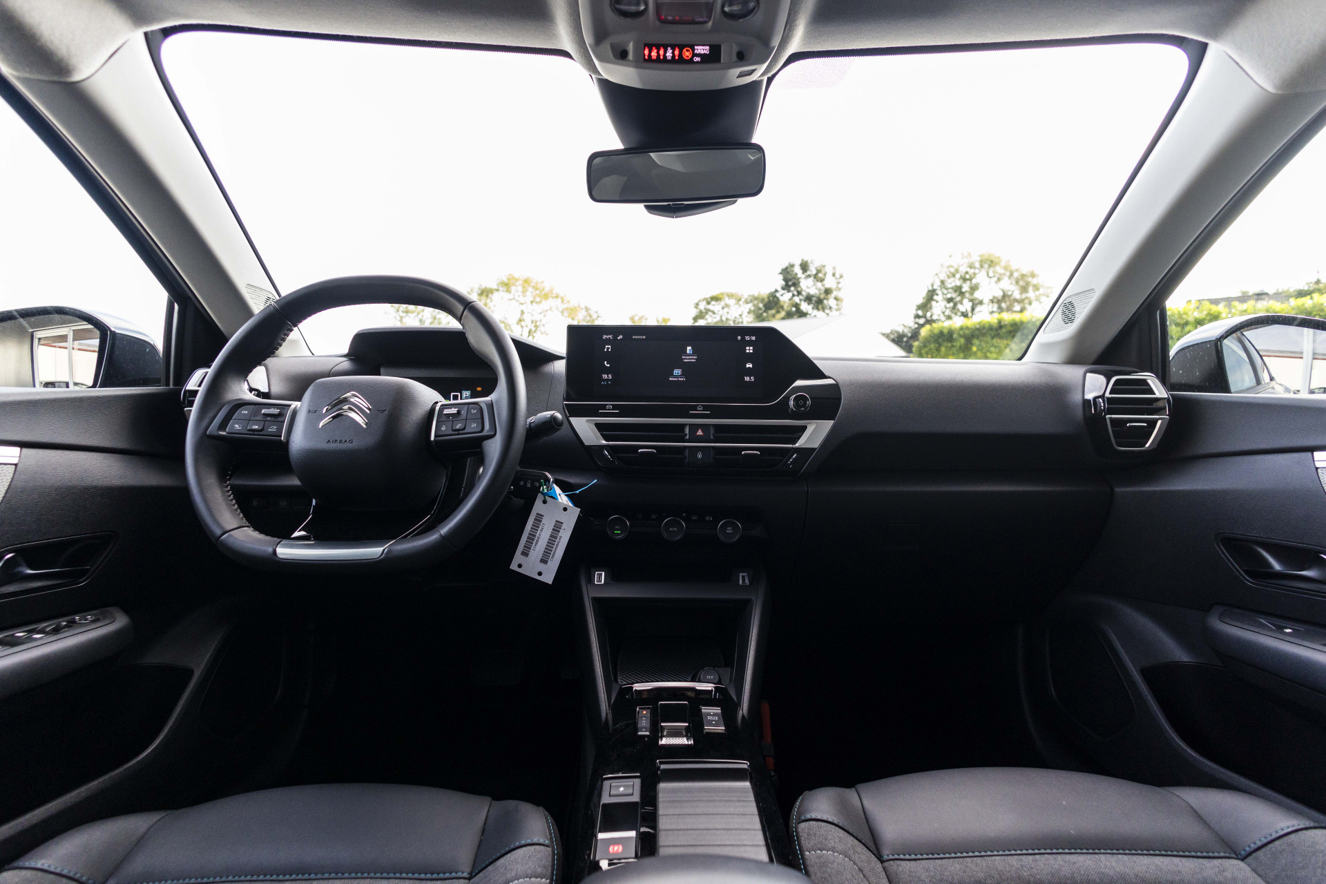Foto van Citroen E-c4