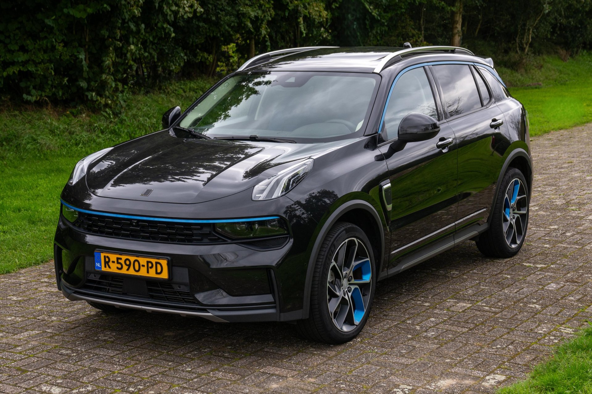 Foto van Lynk&co LYNK & Co 01