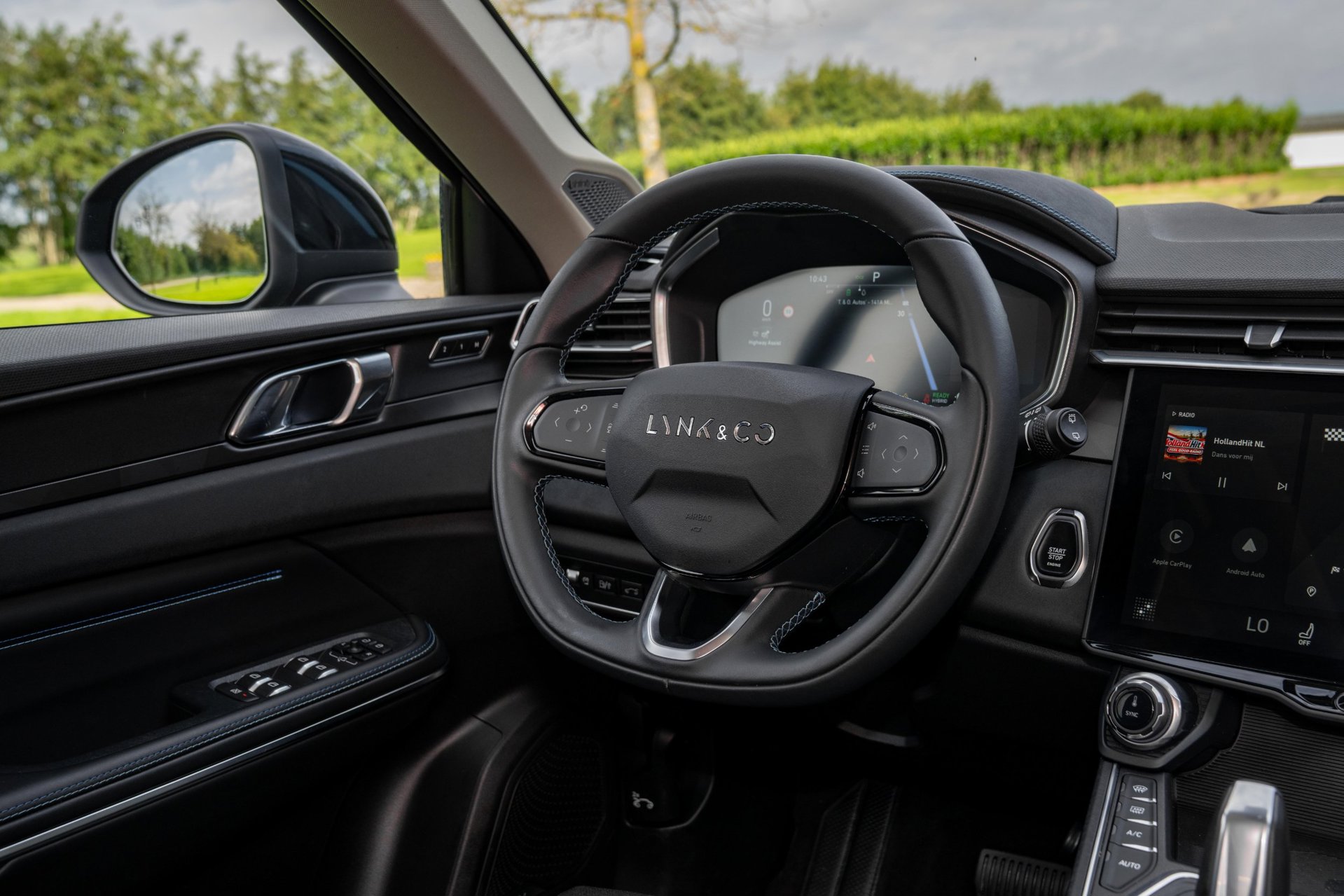 Foto van Lynk&co LYNK & Co 01