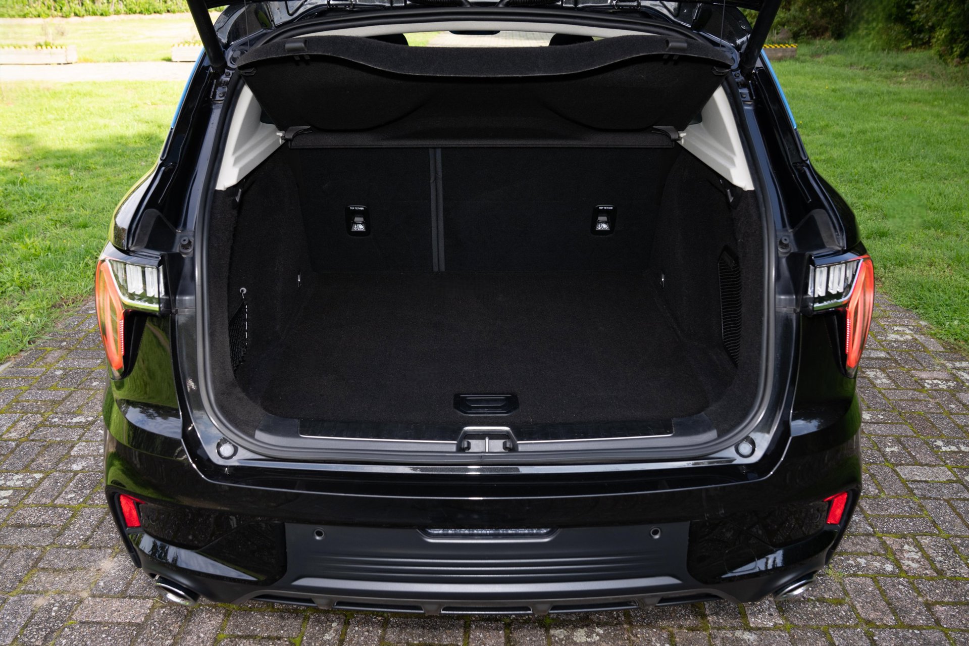 Foto van Lynk&co LYNK & Co 01