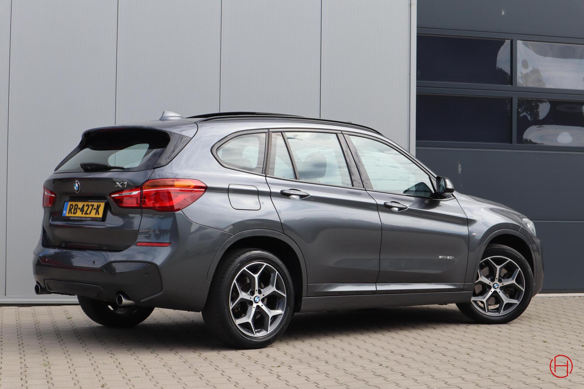 Foto van BMW X1 Sdrive20i
