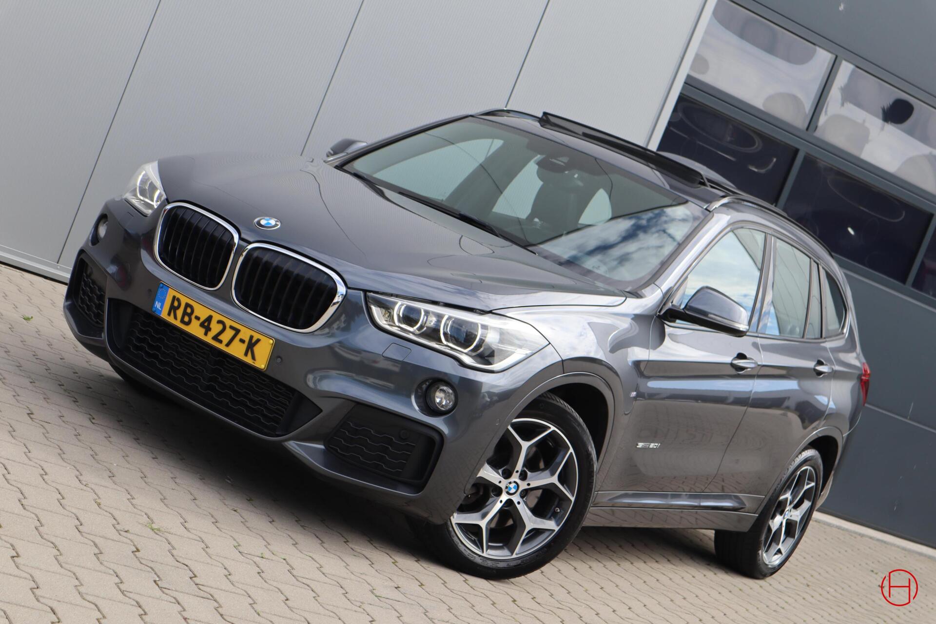 Foto van BMW X1 Sdrive20i