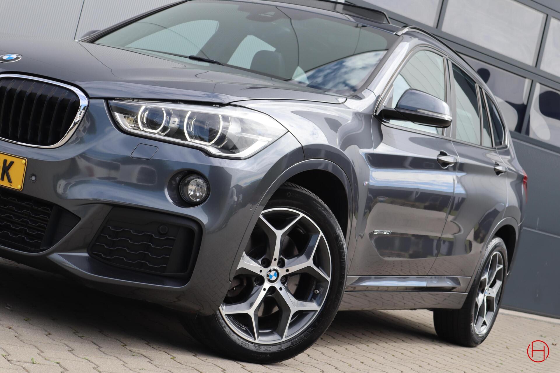 Foto van BMW X1 Sdrive20i