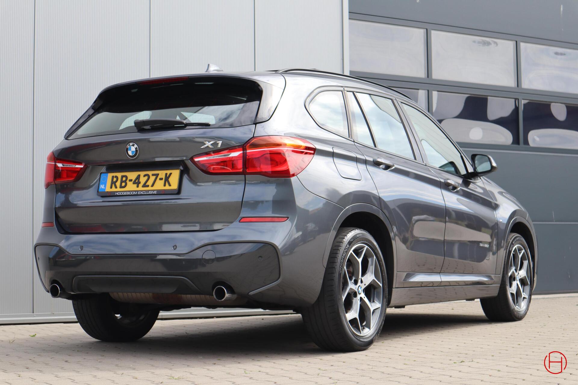Foto van BMW X1 Sdrive20i