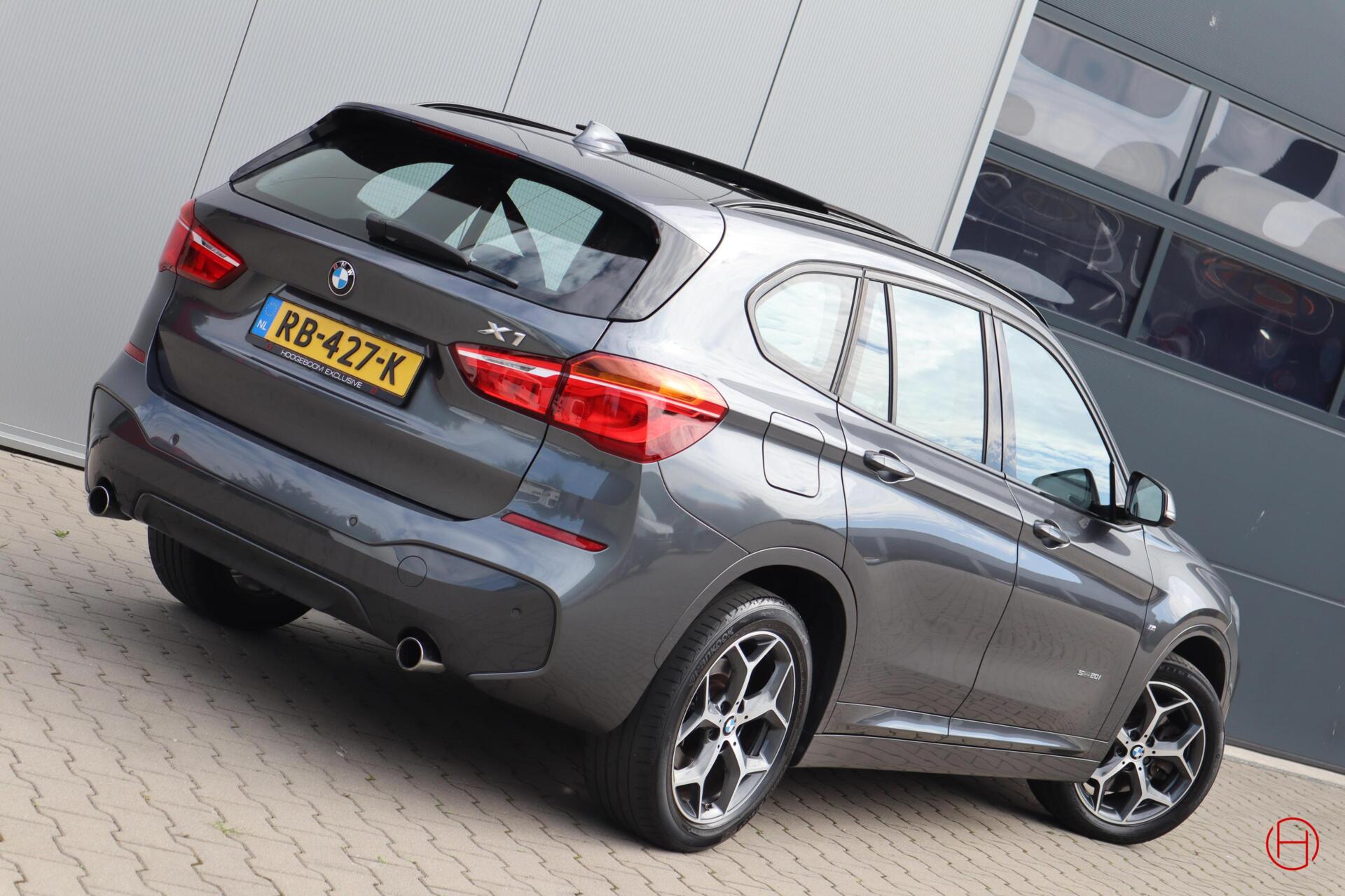 Foto van BMW X1 Sdrive20i
