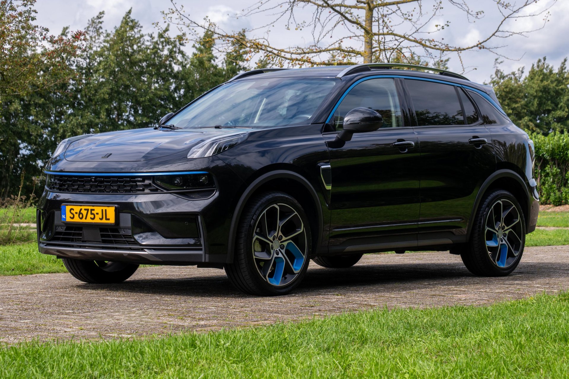 Foto van Lynk&co LYNK & Co 01