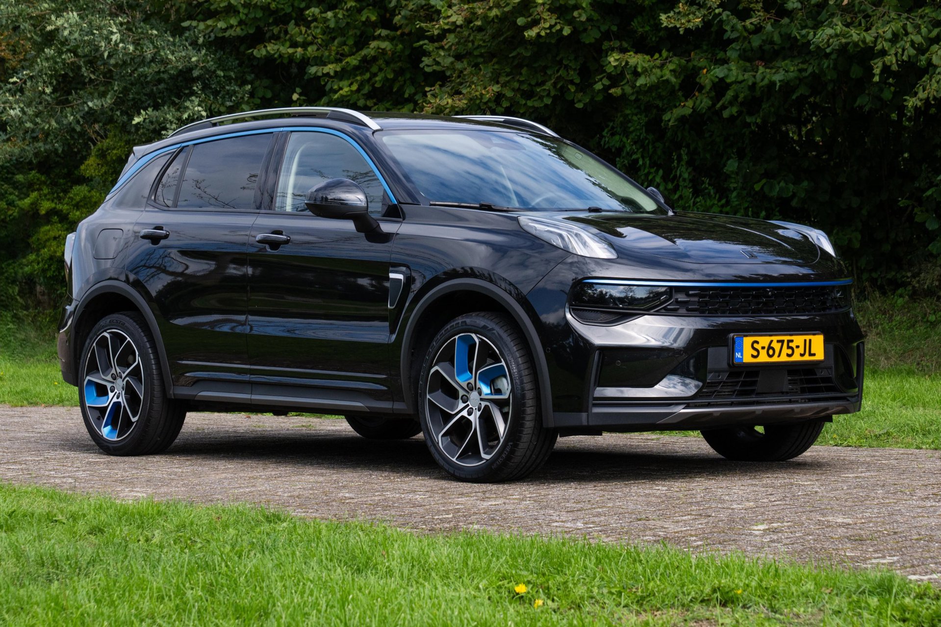 Foto van Lynk&co LYNK & Co 01
