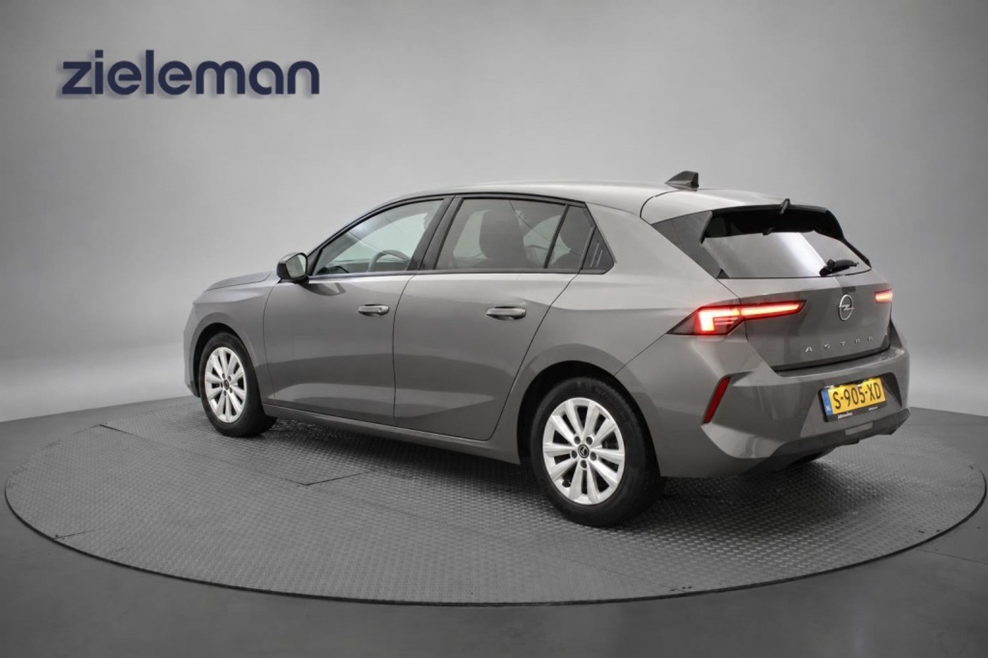 Foto van Opel Astra
