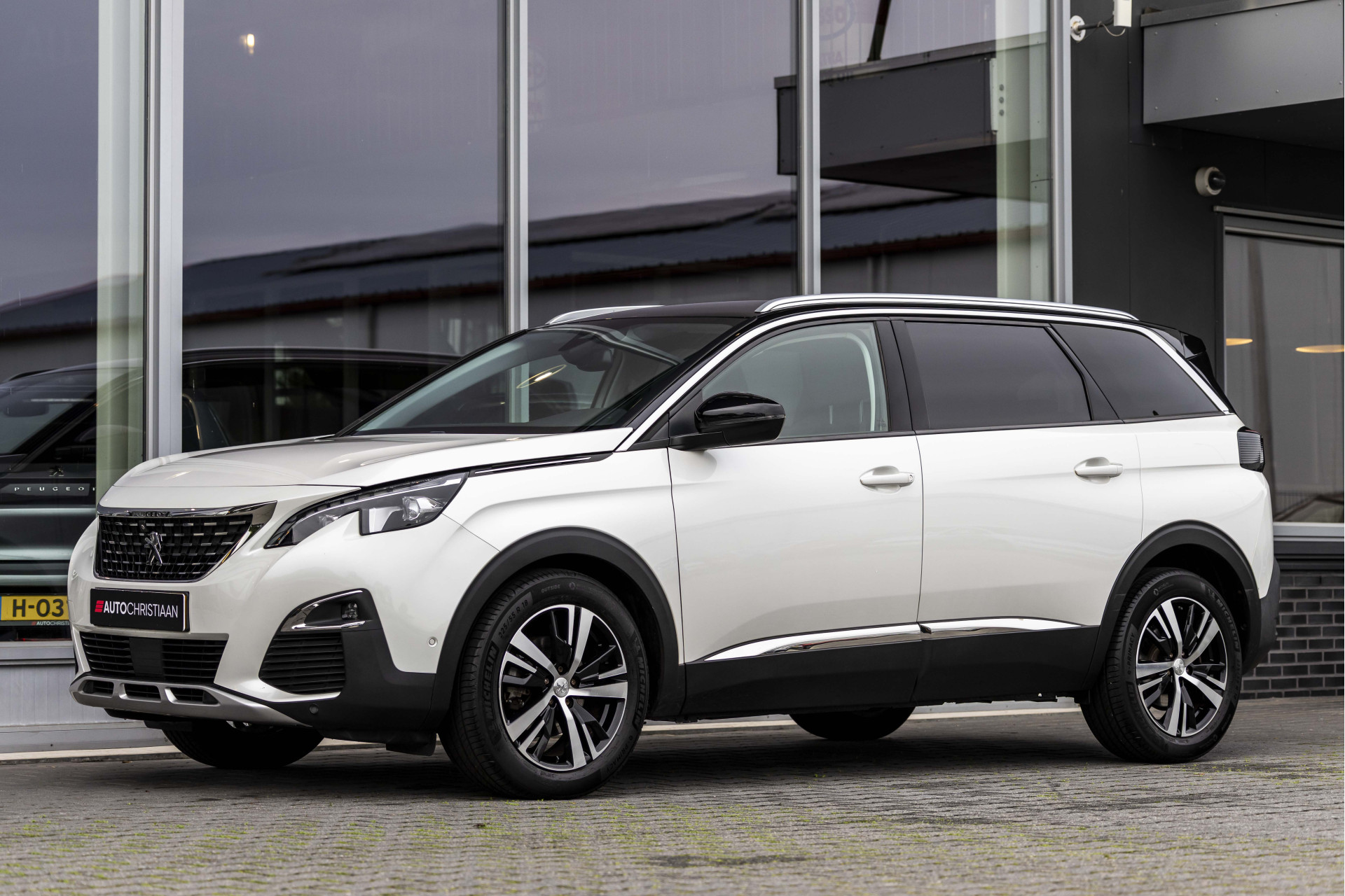 Foto van Peugeot 5008