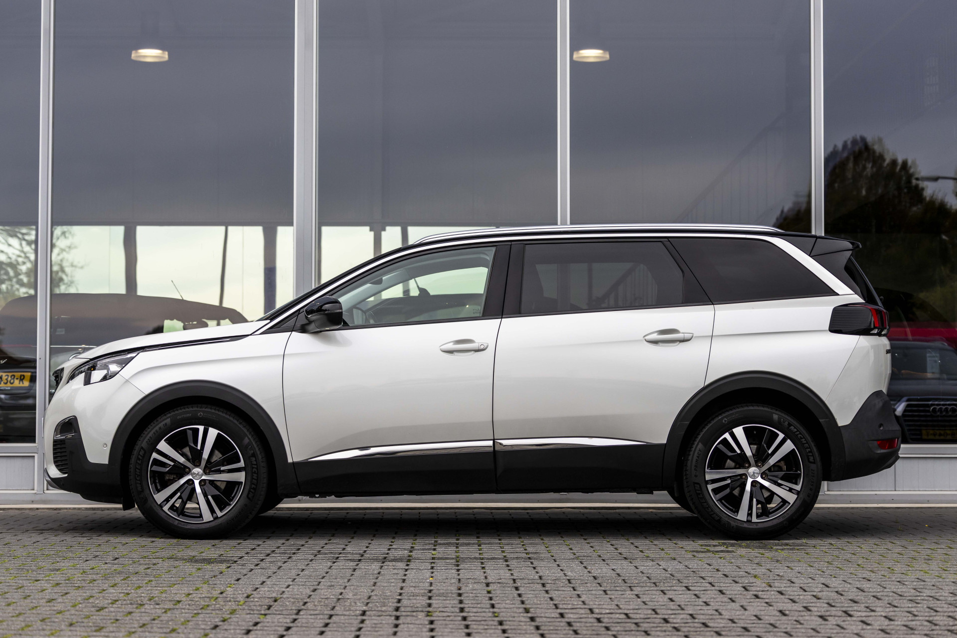 Foto van Peugeot 5008