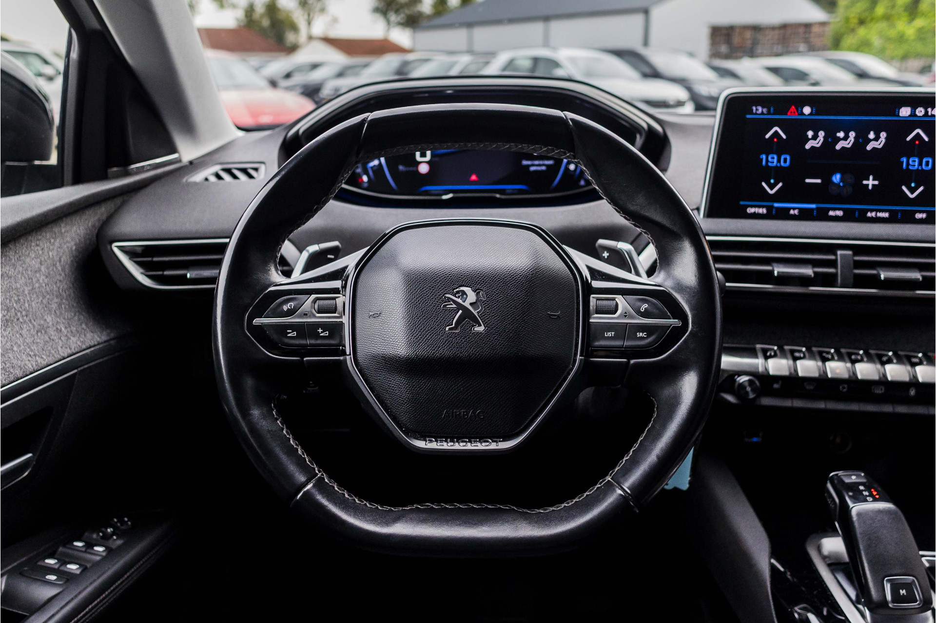 Foto van Peugeot 5008