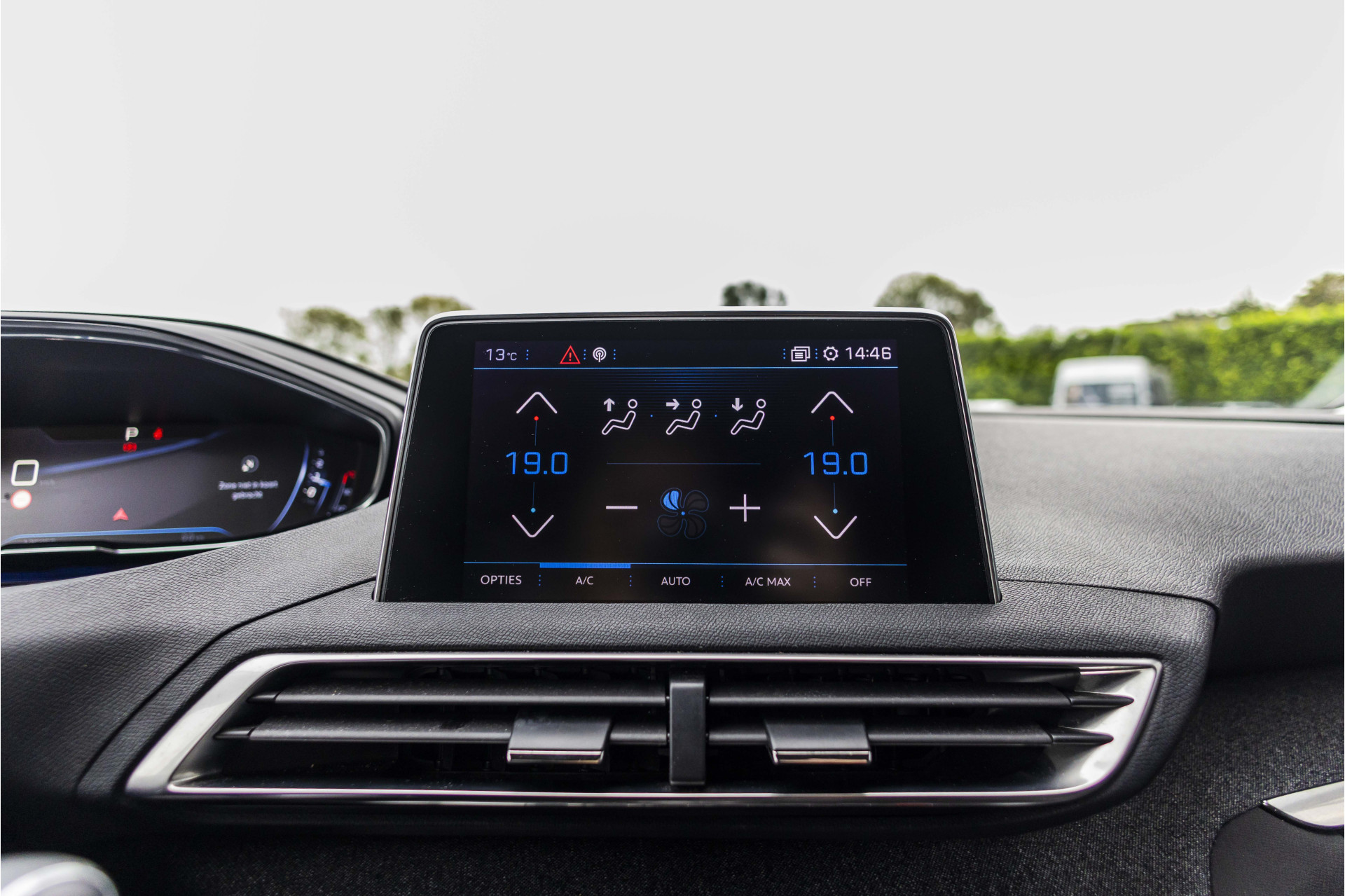 Foto van Peugeot 5008