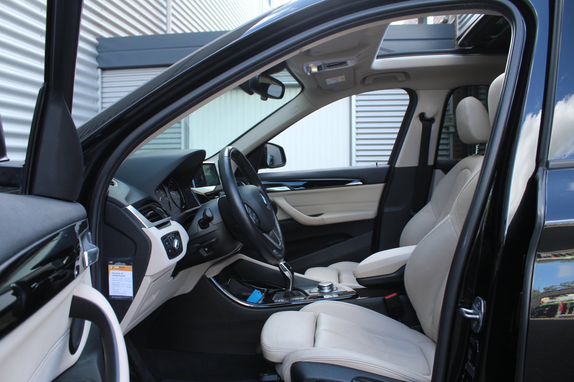 Foto van BMW X1 Sdrive18i