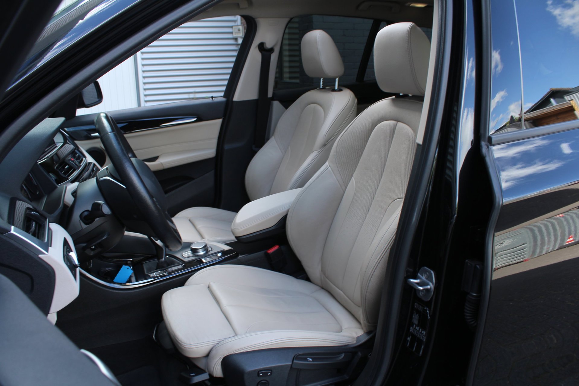 Foto van BMW X1 Sdrive18i