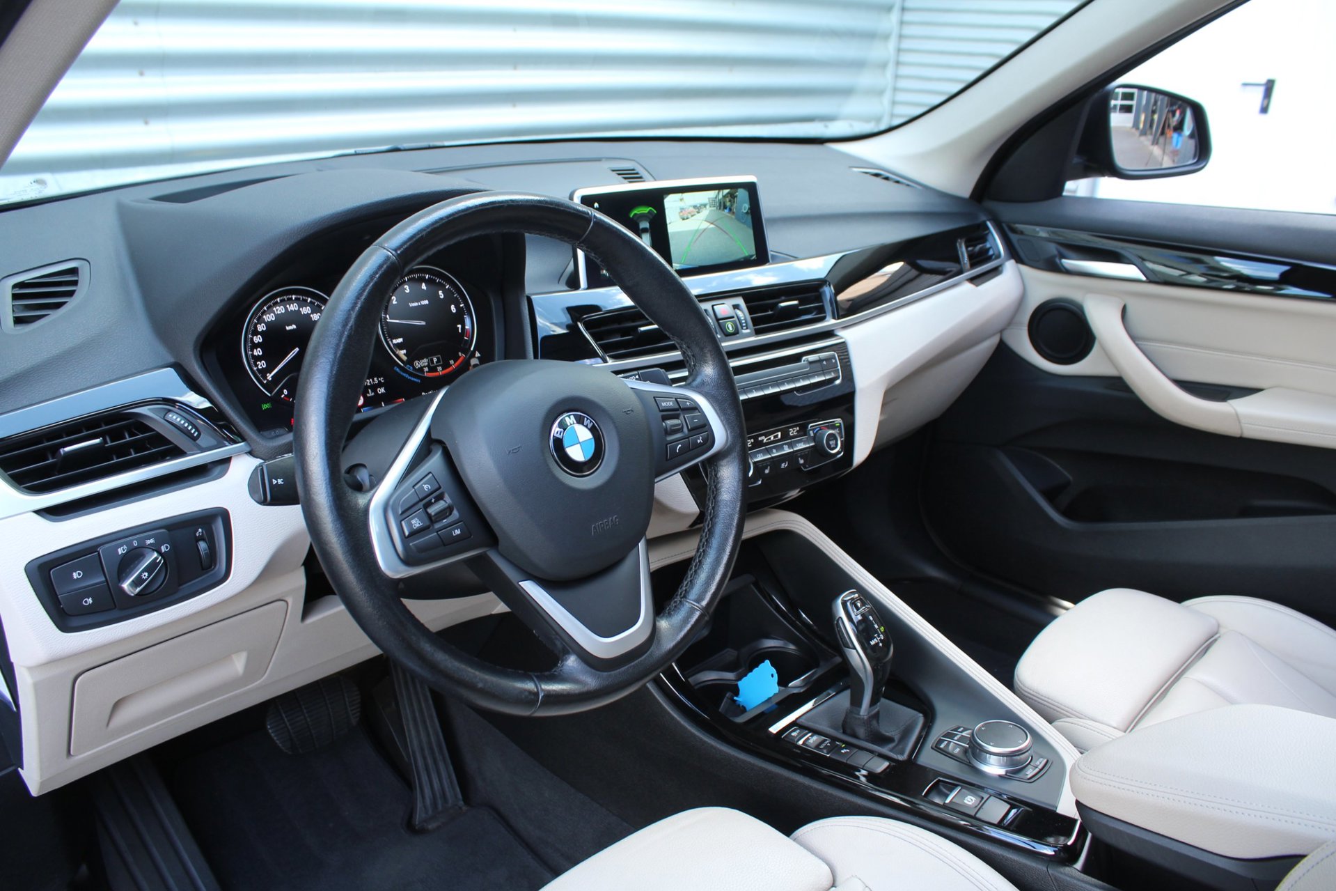 Foto van BMW X1 Sdrive18i