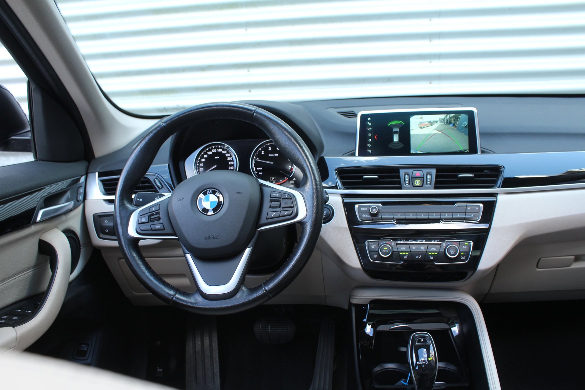 Foto van BMW X1 Sdrive18i