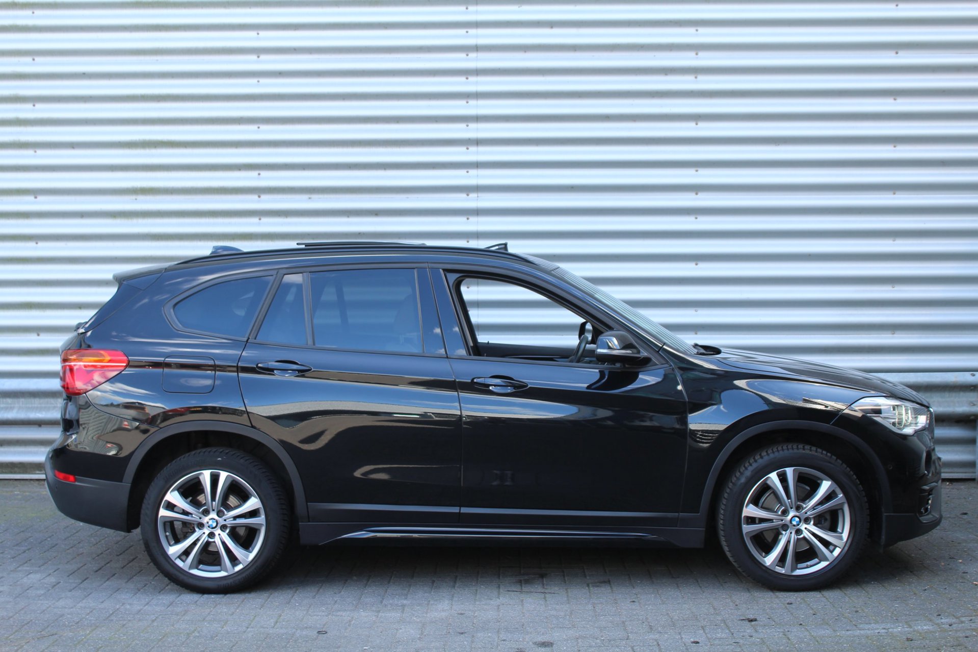 Foto van BMW X1 Sdrive18i
