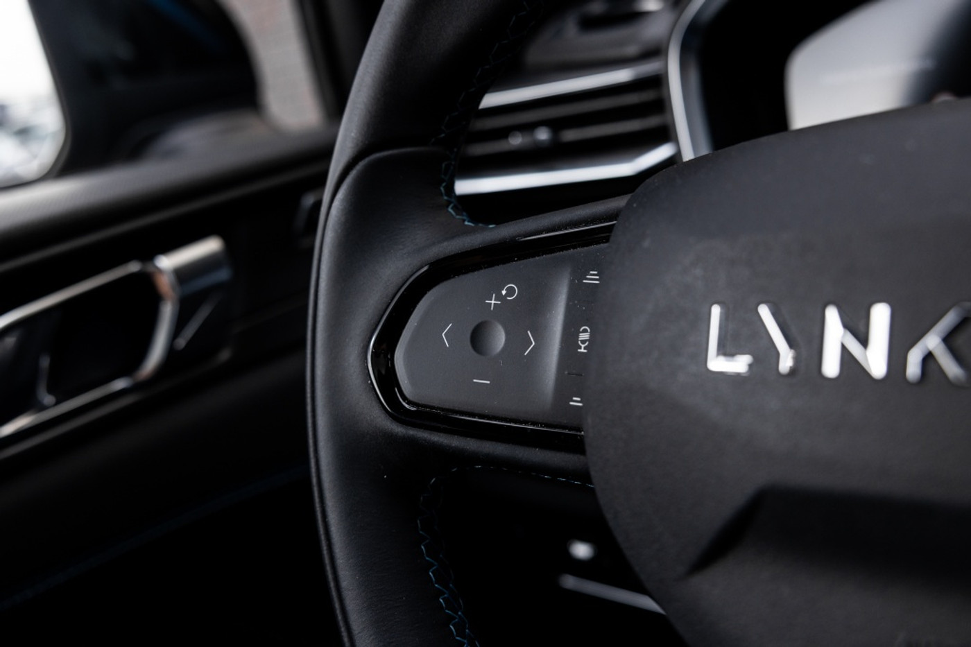 Foto van Lynk&co LYNK & Co 01