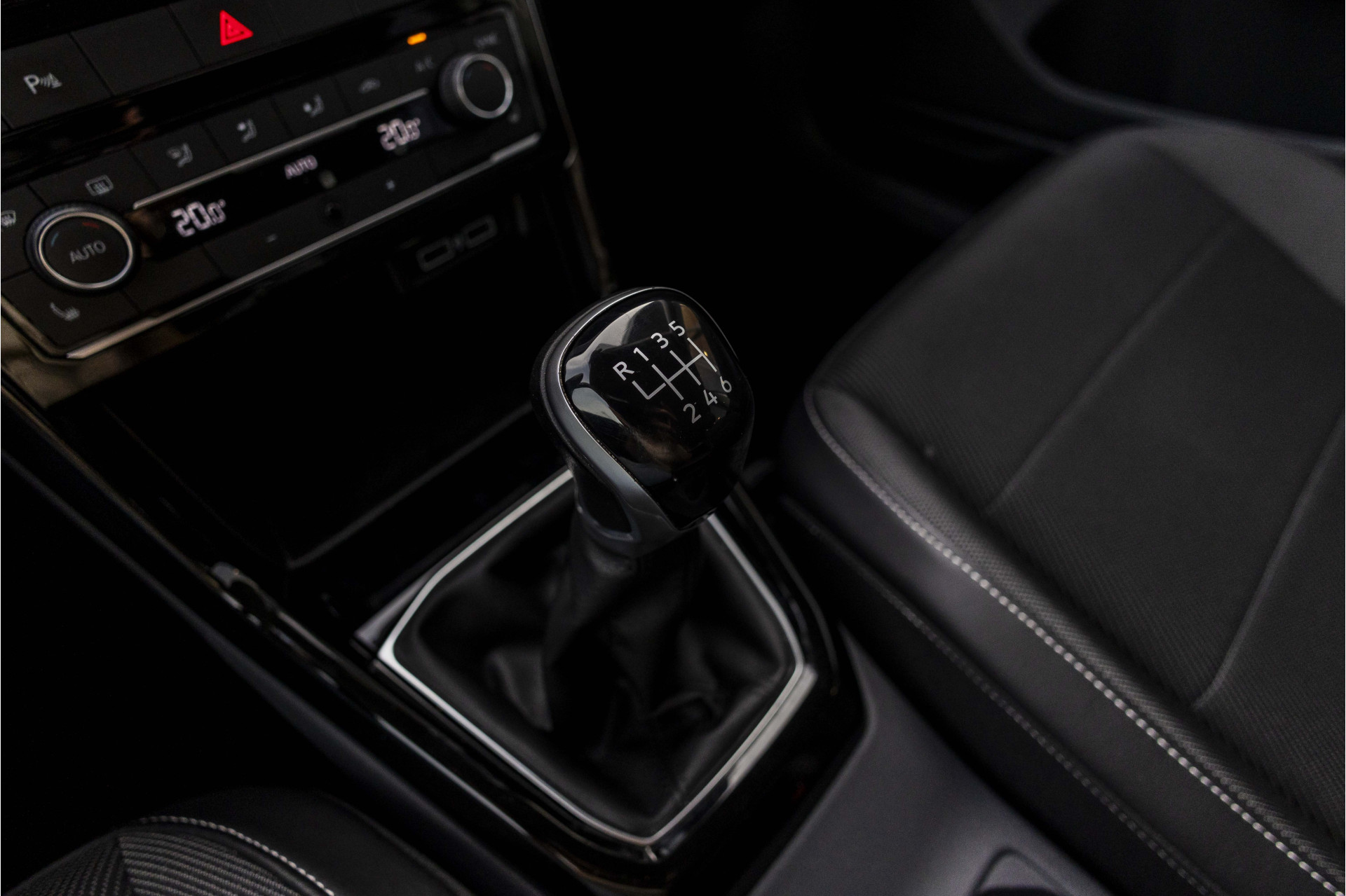 Foto van Volkswagen T-cross