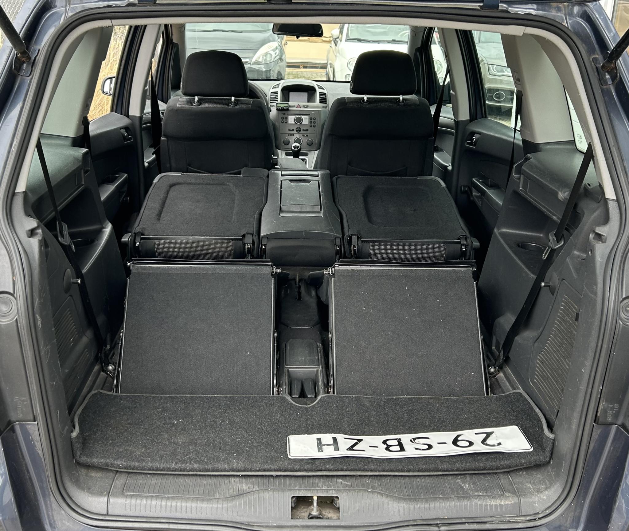 Foto van Opel Zafira