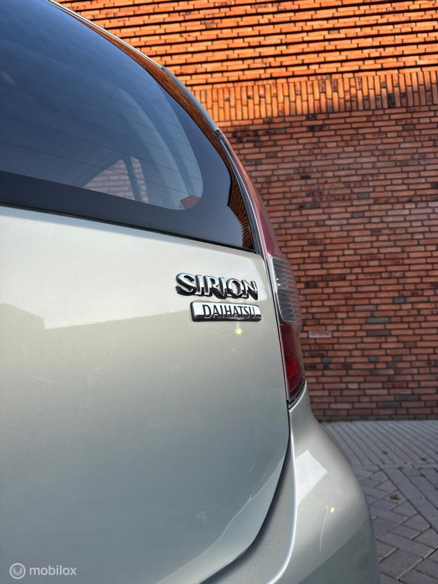Foto van Daihatsu Sirion