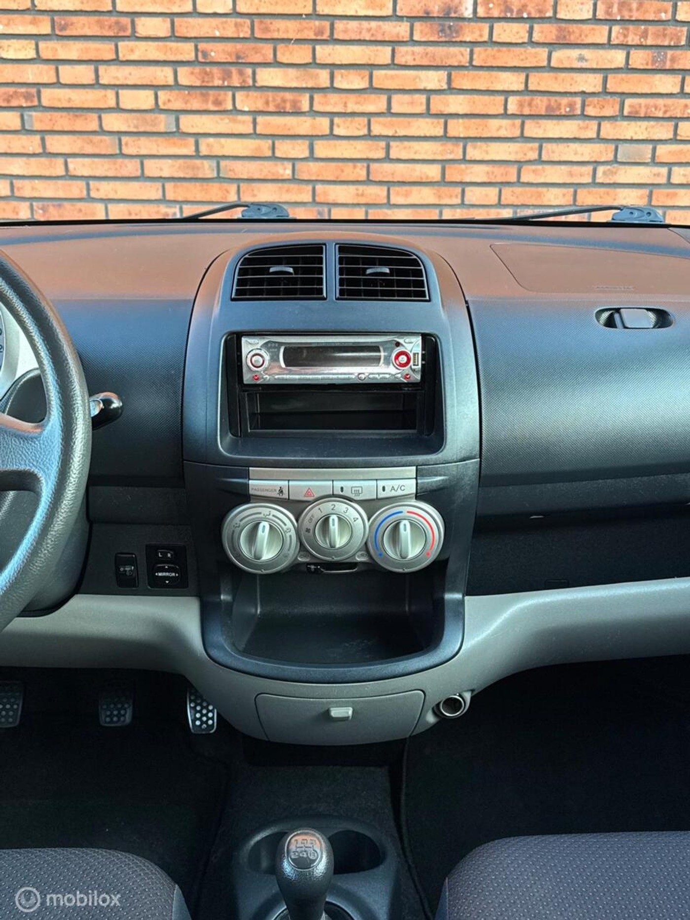 Foto van Daihatsu Sirion