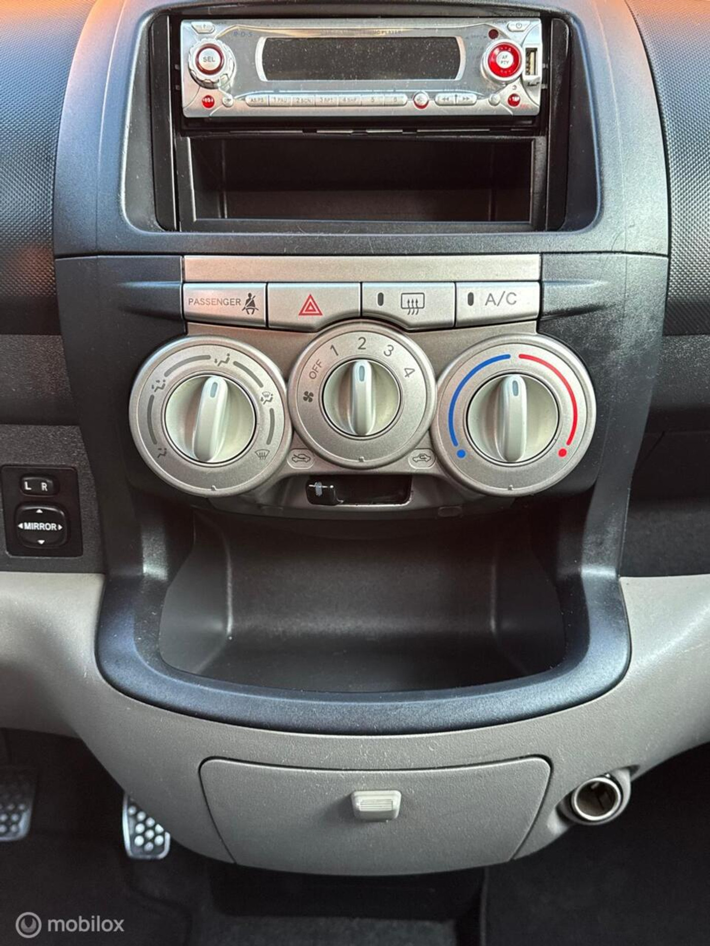 Foto van Daihatsu Sirion
