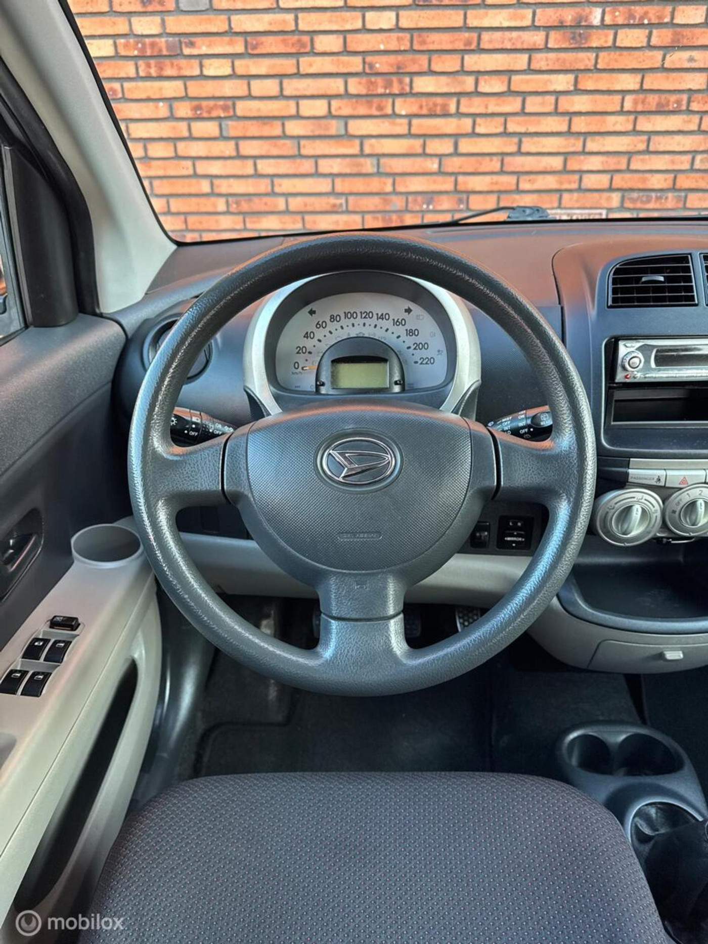 Foto van Daihatsu Sirion