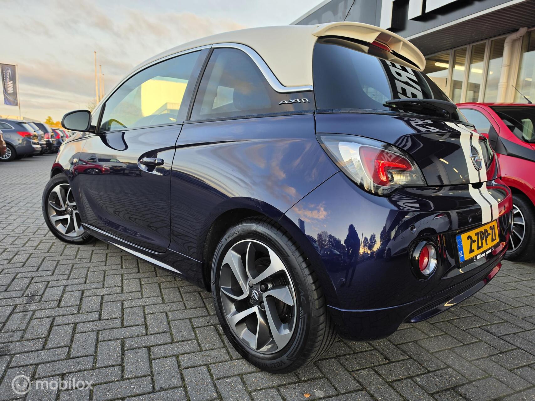 Foto van Opel Adam