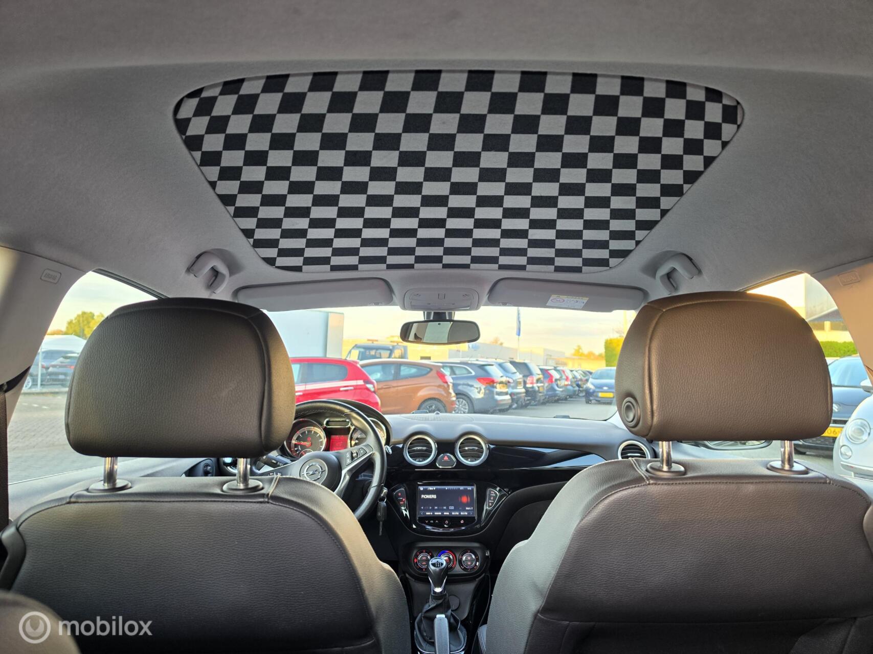 Foto van Opel Adam