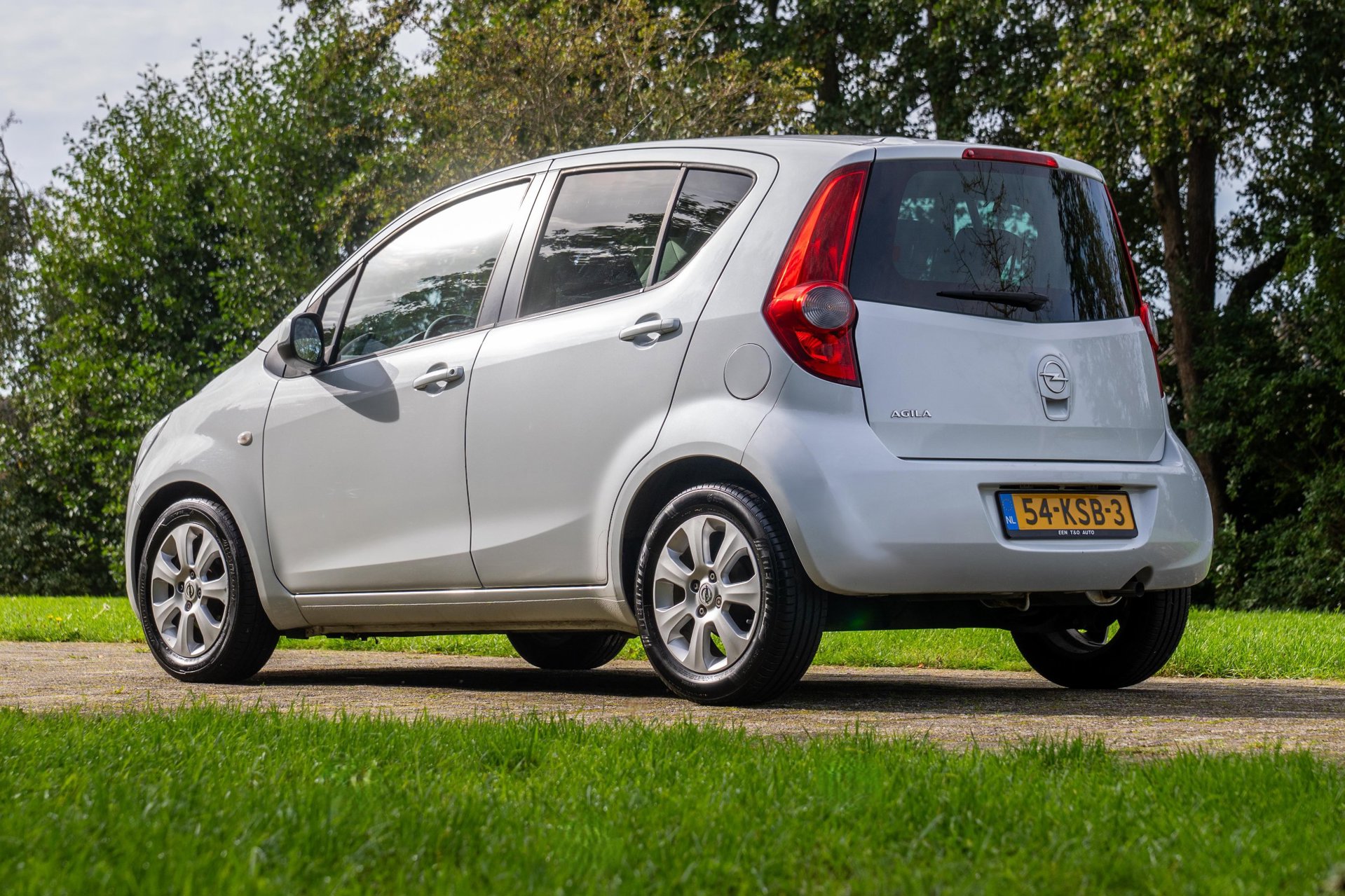 Foto van Opel Agila