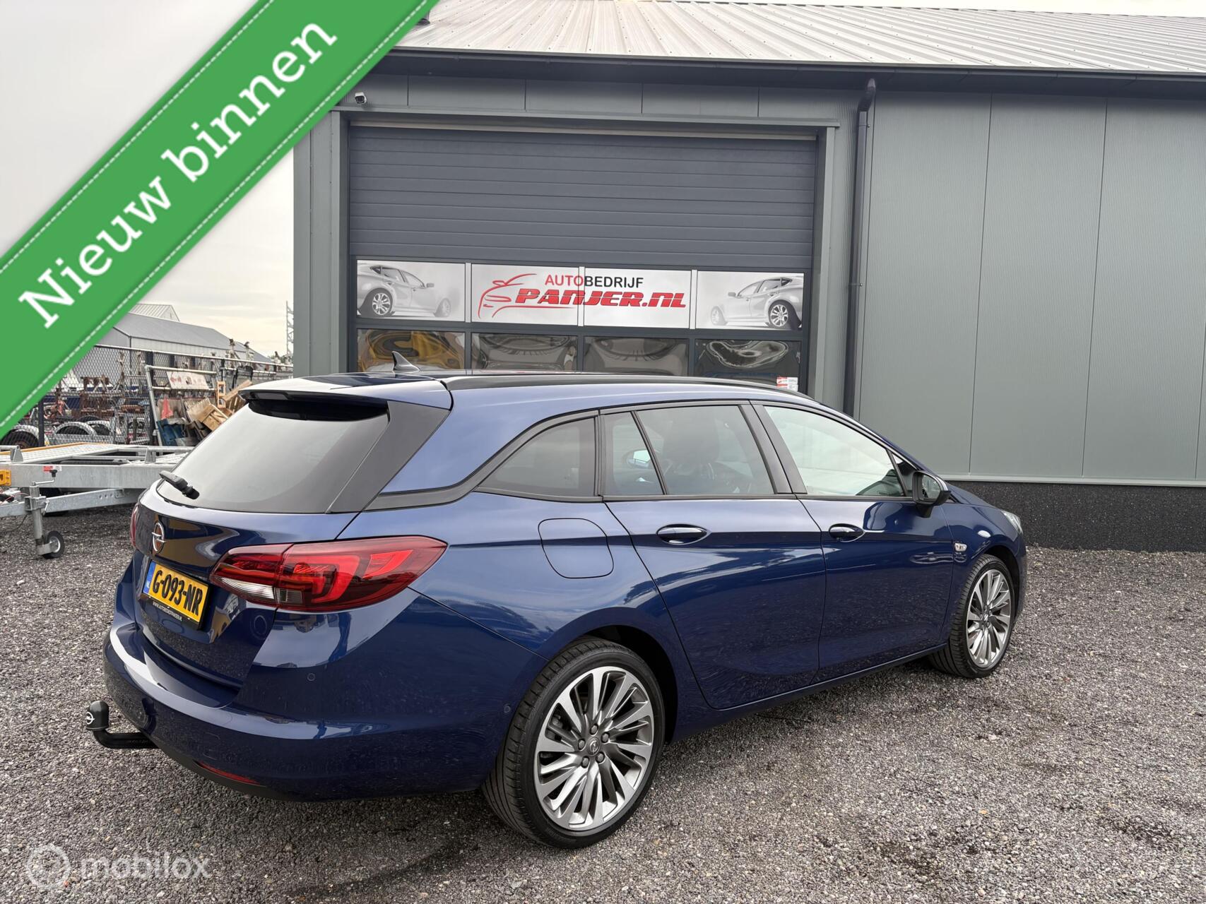 Foto van Opel Astra Sports Tourer+