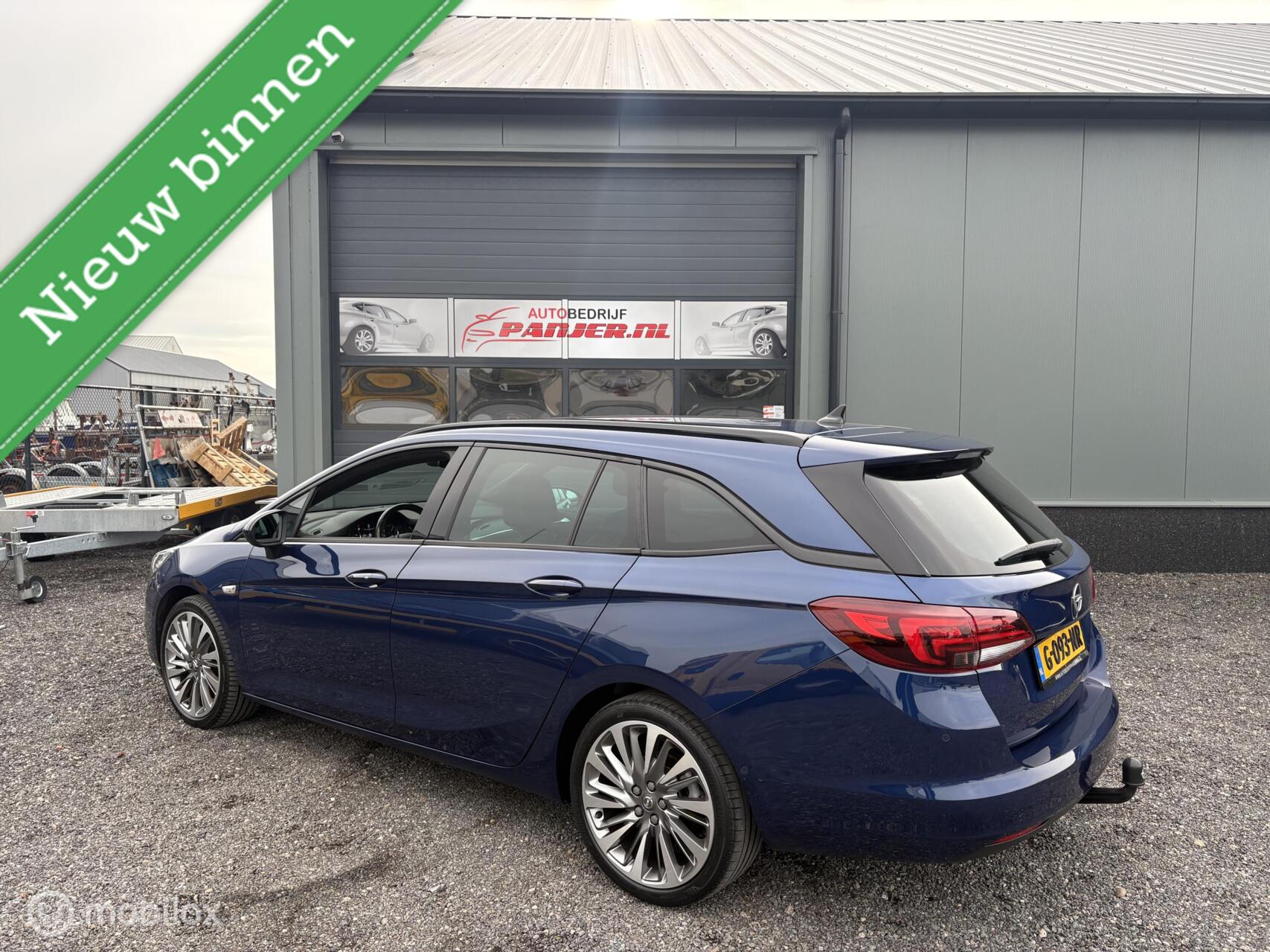 Foto van Opel Astra Sports Tourer+